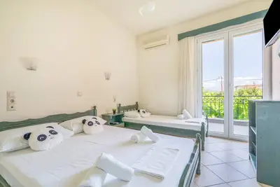 Image de Appartement Odysseia 4 – À 2 min de la plage, 3 adultes, terrasse, Wi-Fi et climatisation
