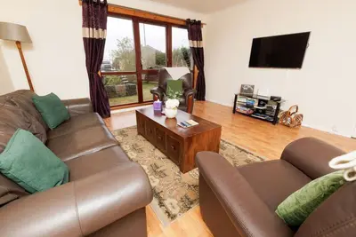 Image de Peaceful Lerwick Stay; Large Garden, Isles Views
