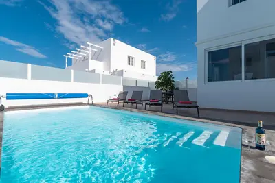 Image de Villa de vacances 'Deleil' avec vue sur la mer, Wi-Fi et climatisation