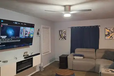 Image de \"The SmartHouse Getaway\" Cozy 2-bedroom house in Portsmouth with central Ac/Heat