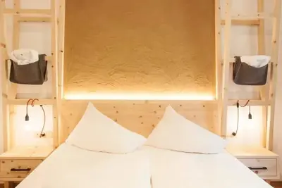 Image de Chambre « Hotel Pennhof Laureus » avec vue sur la montagne, piscine commune et Wi-Fi