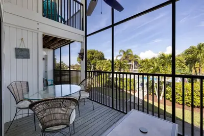 Image de 4 bedroom duplex in the desirable Dunes Neighborhood! - \"Ocean Dune Sanibel\"