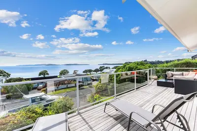 Image de Panui Views - Snells Beach Holiday Home