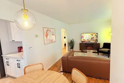 Image de Cozy 3-bedroom House in Central Tacoma Neighborhood near Proctor.