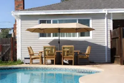 Image de Great location to many Wineries and Amador County Festivities!