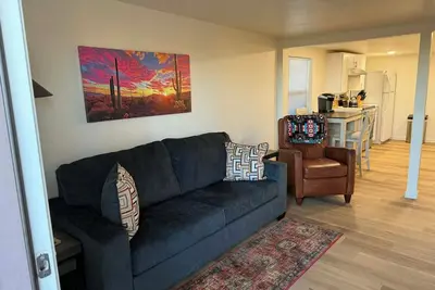 Image de Central East 1br/1Bath \nNear Hospitals & Mall