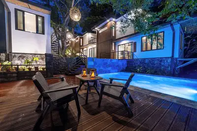 Image de Motmot - 3 private Boutique jungle Villas w/pool.