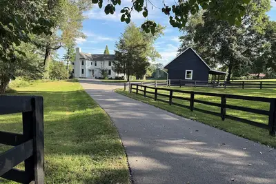 Image de Modern Luxe Farmhouse Retreat with Peaceful Pasture Views • Minutes from Town