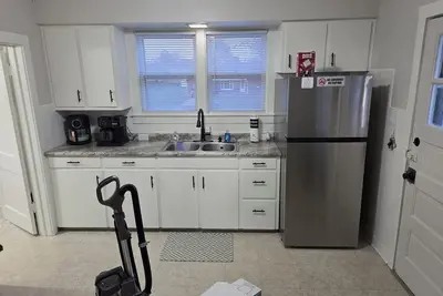 Image de Cozy 1-bedroom building in terrific Springfield with Ac