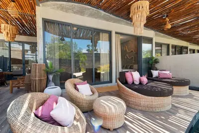 Image de BeUtiful Condo: 3 bdr+ba-swimout/gym/rooftop/pool