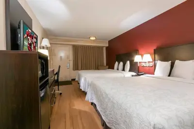 Image de 2-Room Stay Minutes from Downtown Art District & Entertainment