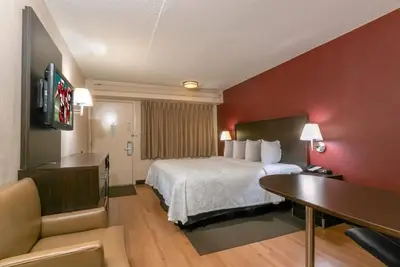 Image de 2-Room Stay Near Top Attractions for Family Enjoyment
