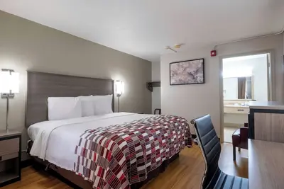 Image de Two Private King Units w/ Free Breakfast & Parking Near Oakencroft Farm & Winery