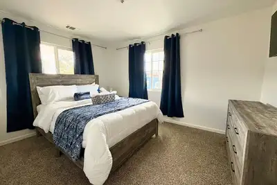 Image de Brand New Listing: Modern 2/1 | Heart of Turlock