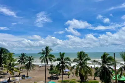 Image de 2/2 Ocean Front Condo built in 2024. Amazing views, location and Pure Vida.