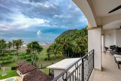 Image de Beach front condo Jaco Tres Regalos  3 bedrooms 4th floor beautiful ocean views
