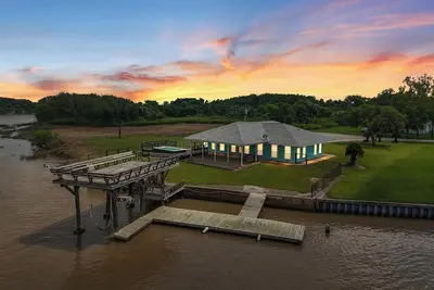 Image de Matagorda-Stunning Waterfront Views-Swim Spa-Pier-Relax