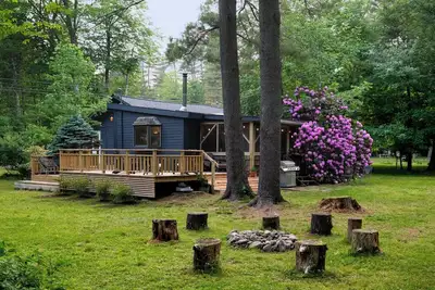 Image de Quiet 2-bedroom cottage in peaceful Lake Hill