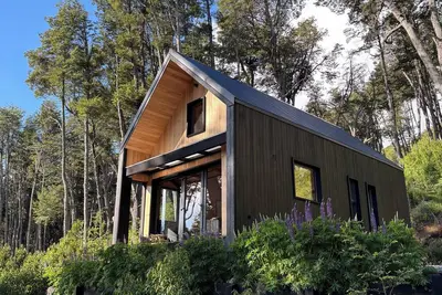 Image de Un hospedaje unico en Villa la Angostura. Rodeada de bosque y con vista al lago.