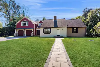 Image de 3br House w/ A/C & Patio, Near Stadium & Shops