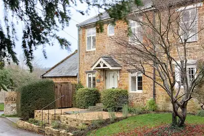 Image de Oak Cottage - Pet friendly, Swerford