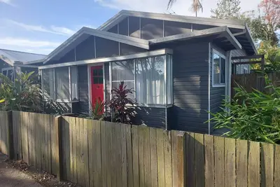 Image de Downtown Mullumbimby Family Home + Studio. \nShort stroll to everything Mullum.