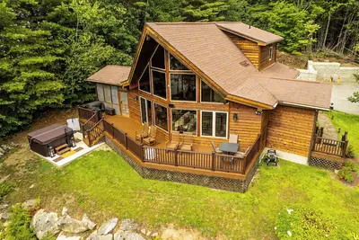 Image de Hot Tub, Lake Views! All-Season Hinsdale Haven