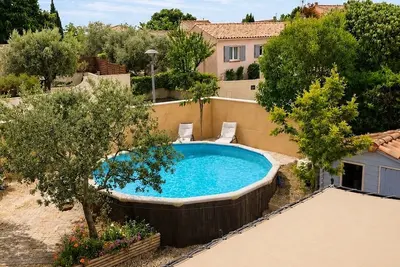 Image de Au porte du Lubéron dans une villa au calme avec piscine