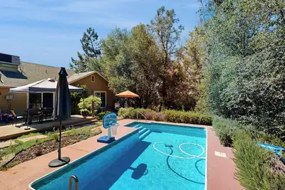 Image de Relaxing Home w/ Pool: 1 Mi to Lake Tulloch