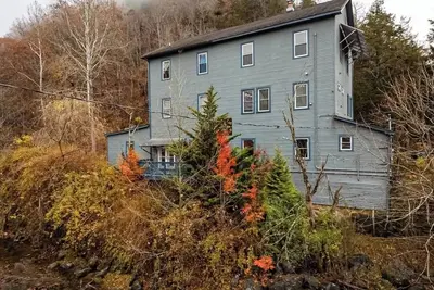 Image de Dog-Friendly, Riverfront 10br w/ Games Galore