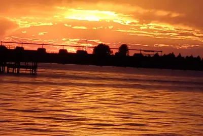 Image de Fully furnished lake front 4-bedroom retreat @Cedar Creek Lake for relaxing stay