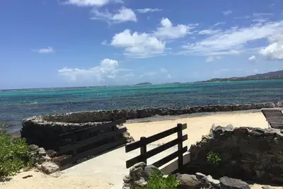 Image de No Worries in this Fabulous 2-bedroom condo with Ac in charming Christiansted