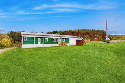 Image de 1-Br Cozy Retreat w/ Scenic Views & Patio