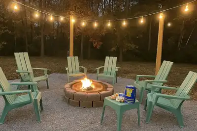 Image de 9mi to Uab & Birmingham, firepit, bottle of wine, 5 mi to Bill Noble Park, Pets