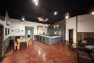 Image de Cozy Rustic farmhouse- 5 minutes from wedding venue