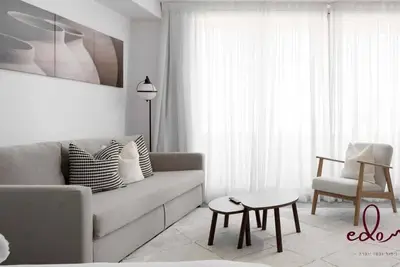 Image de דירת סטודיו מרווחת עם מרפסת במתחם סי סייד -By Edom