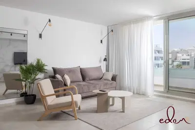 דירה בסי סייד עם נוף מדהים לים - By Edom