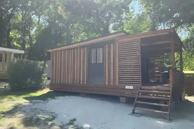 Image de Chalet 'Morea 5 Personnes' avec Piscine Partagée, Wi-Fi et Climatisation