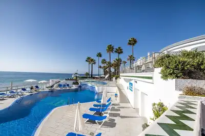Image de Beachfront Location, Lobster Beach House in Estepona