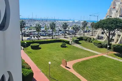 Image de Proche Port  Appartement t2 pour 4 personnes N39