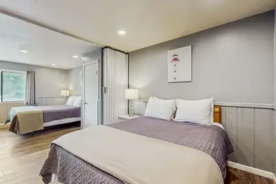 Image de Charming Dog Friendly Room with Kitchenette Near the Beach and Downtown