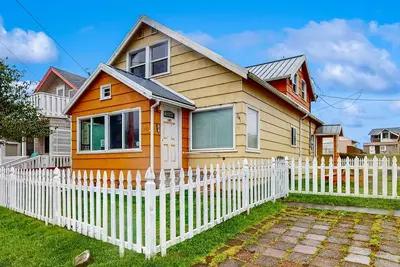 Image de Dog Friendly Oceanside Escape with Easy Beach Access and Peaceful Surroundings