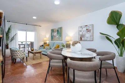 Image de Spectacular apartment in Cordoba center. Avenida America