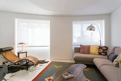 Image de Architectural poetry in an unique 3bdrs view flat!