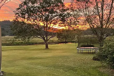 Image de Beautiful Country Retreat in Glenview