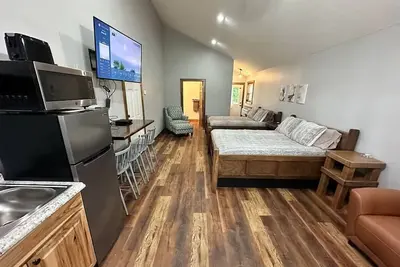 Image de Nook - Hotel Type Space w/ Efficiency Kitchen