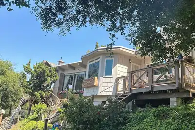 Image de Ashley Cottage A French Chateau