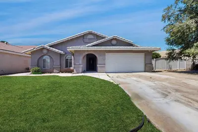 Image de Dog-Friendly Home w/ Beautiful Patio, Bikes