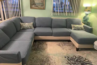 Image de Venice 2 Bedroom Condo 5 blocks from beach.