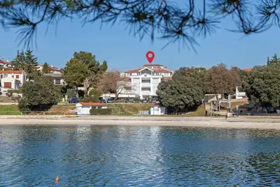 Image de 3 bedroom nice apartment in Pula